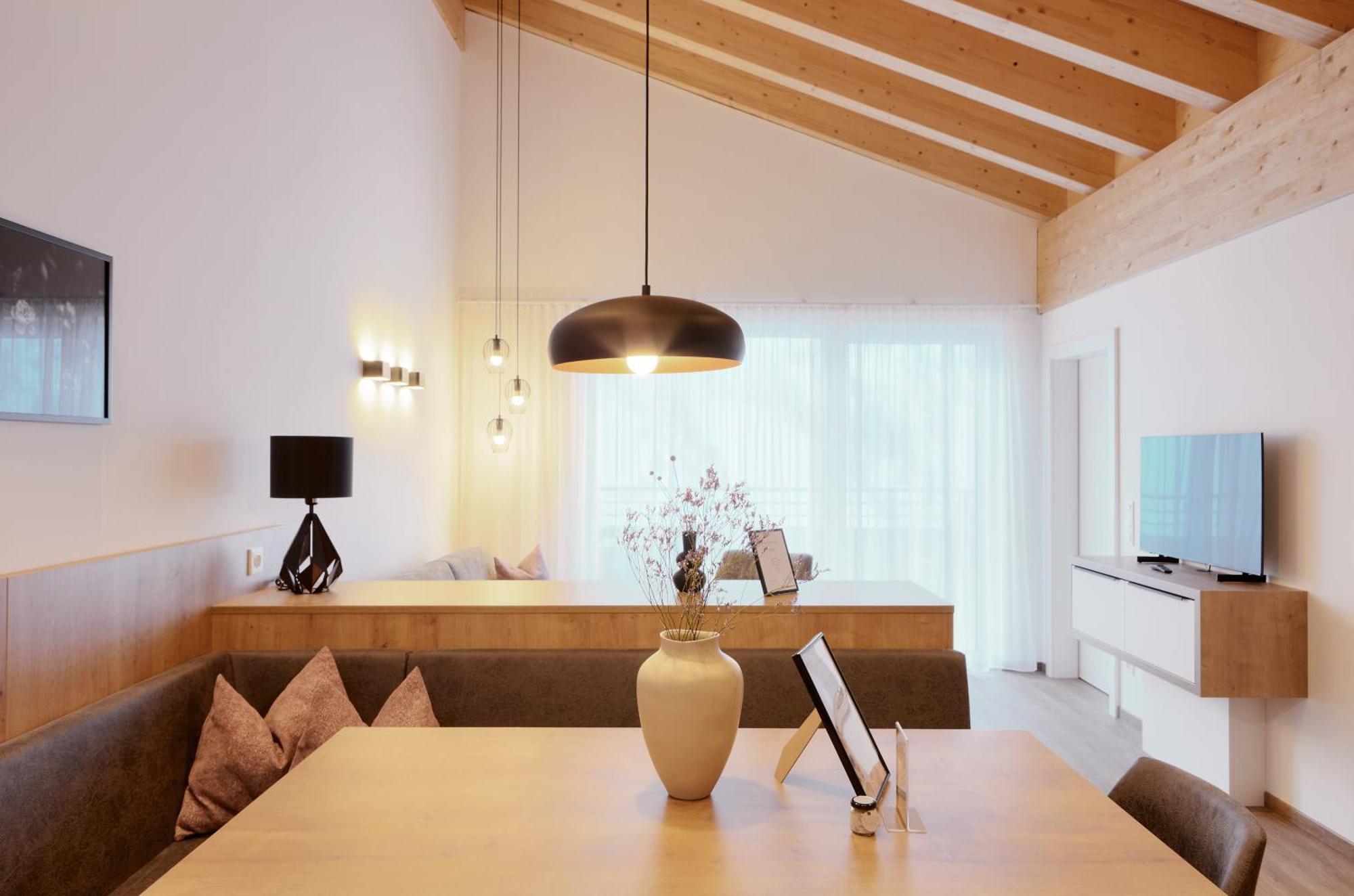 Alpenstolz Haus 1 - Stilvoll Urlauben In Den Bergen Apartment